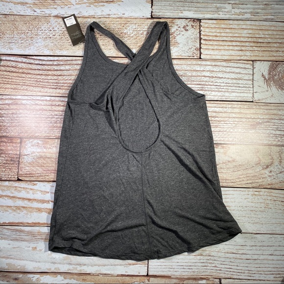Old Navy Active Squat Goals Tank Top - Picture 4 of 4